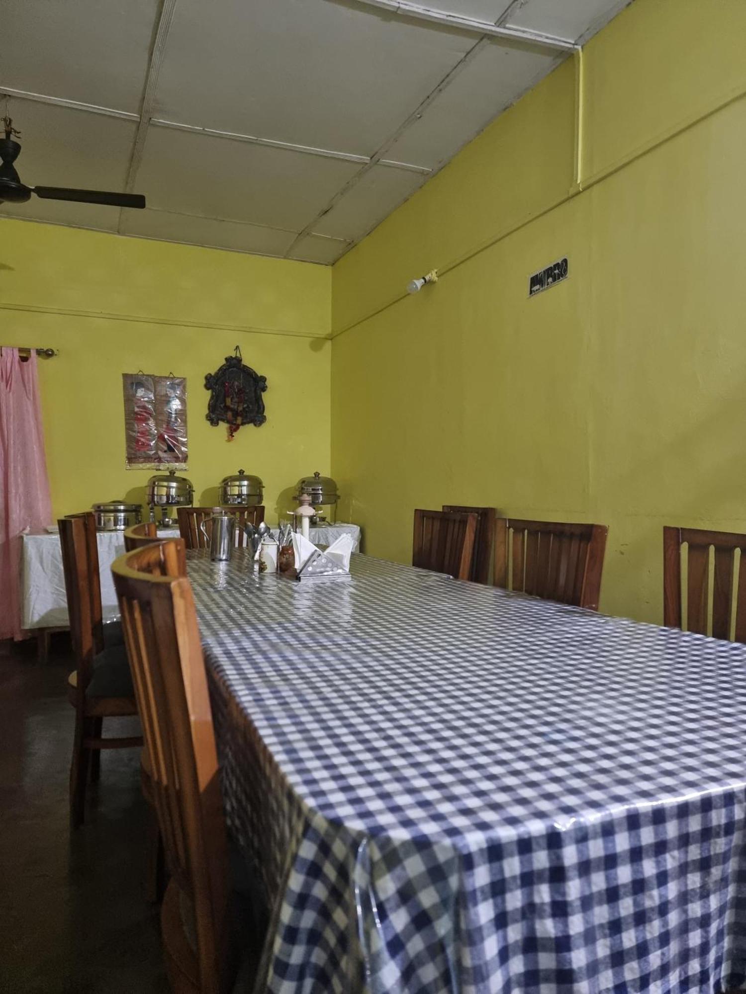 Shivaji Inn Kāziranga Eksteriør billede