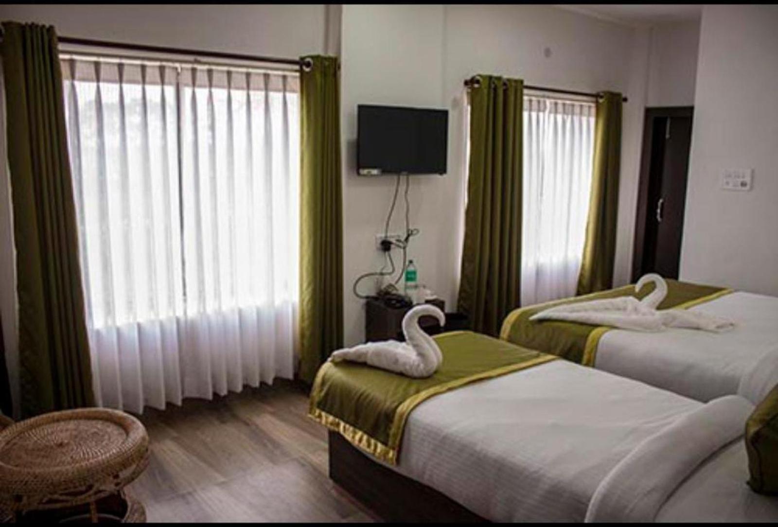 Shivaji Inn Kāziranga Eksteriør billede